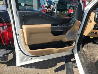 2023 Ford Super Duty F-250 Lariat Crew Cab Medium Bed - miniatura 9