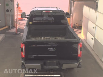 2023 Ford Super Duty F-250 Lariat Crew Cab Medium Bed - miniatura 5