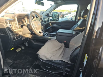 2023 Ford Super Duty F-250 Lariat Crew Cab Medium Bed - miniatura 7