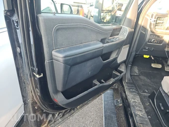 2023 Ford Super Duty F-250 Lariat Crew Cab Medium Bed - miniatura 9