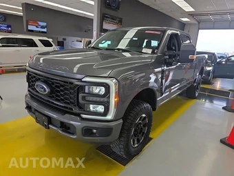 2023 Ford Super Duty F-250 Lariat Crew Cab Medium Bed