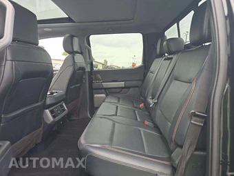 2023 Ford Super Duty F-250 Lariat Crew Cab Medium Bed - miniatura 13