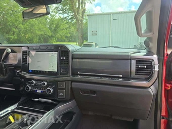 2023 Ford Super Duty F-250 Lariat Crew Cab Medium Bed - miniatura 19
