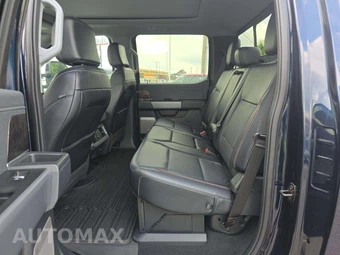 2023 Ford Super Duty F-250 Lariat Crew Cab Medium Bed - miniatura 10