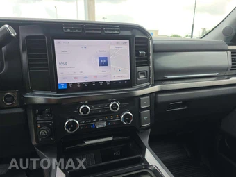 2023 Ford Super Duty F-250 Lariat Crew Cab Medium Bed - miniatura 7