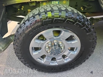 2023 Ford Super Duty F-250 Lariat Crew Cab Medium Bed - miniatura 10