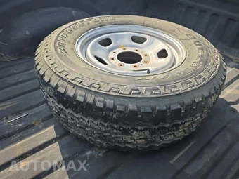 2023 Ford Super Duty F-250 Lariat Crew Cab Medium Bed - miniatura 7