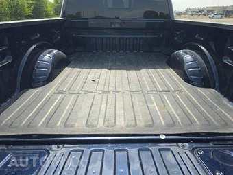 2023 Ford Super Duty F-250 Lariat Crew Cab Medium Bed - miniatura 13