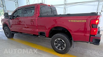 2023 Ford Super Duty F-250 Lariat Crew Cab Medium Bed - miniatura 6