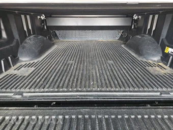 2023 Ford Super Duty F-250 Lariat Crew Cab Medium Bed - miniatura 16