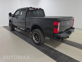 2023 Ford Super Duty F-250 Lariat Crew Cab Medium Bed - miniatura 6