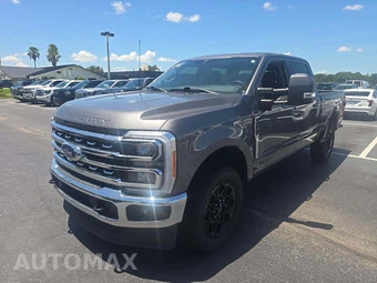 2023 Ford Super Duty F-250 Lariat Crew Cab Medium Bed