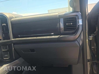 2023 Ford Super Duty F-250 Lariat Crew Cab Medium Bed - miniatura 19