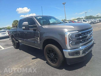 2023 Ford Super Duty F-250 Lariat Crew Cab Medium Bed - miniatura 4