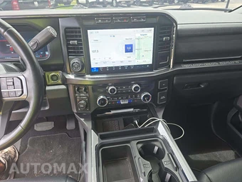2023 Ford Super Duty F-250 Lariat Crew Cab Medium Bed - miniatura 10