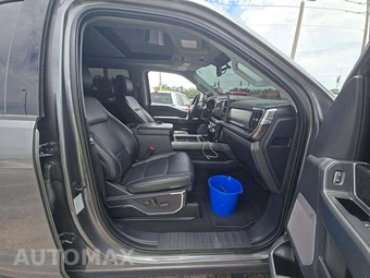 2023 Ford Super Duty F-250 Lariat Crew Cab Medium Bed - miniatura 18