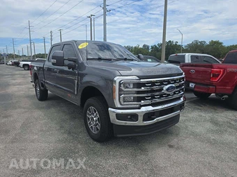 2023 Ford Super Duty F-250 Lariat Crew Cab Medium Bed - miniatura 4