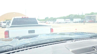 2023 Ford Super Duty F-250 Lariat Crew Cab Medium Bed - miniatura 18