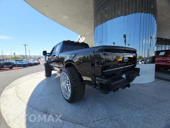 2023 Ford Super Duty F-250 Lariat Crew Cab Medium Bed - miniatura 2