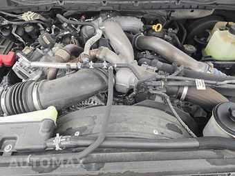 2023 Ford Super Duty F-250 Lariat Crew Cab Medium Bed - miniatura 15