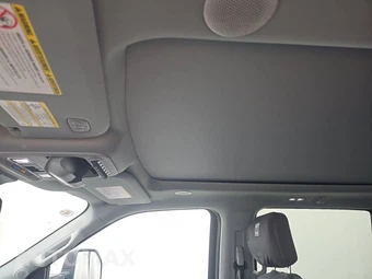 2023 Ford Super Duty F-250 Lariat Crew Cab Medium Bed - miniatura 19