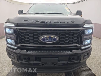 2023 Ford Super Duty F-250 Lariat Crew Cab Medium Bed - miniatura 2