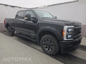 2023 Ford Super Duty F-250 Lariat Crew Cab Medium Bed - miniatura 3