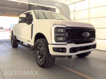 2023 Ford Super Duty F-250 Lariat Crew Cab Medium Bed - miniatura 3