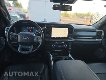 2023 Ford Super Duty F-250 Lariat Crew Cab Medium Bed - miniatura 11
