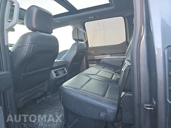 2023 Ford Super Duty F-250 Lariat Crew Cab Medium Bed - miniatura 13