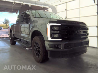 2023 Ford Super Duty F-250 Lariat Crew Cab Medium Bed - miniatura 3