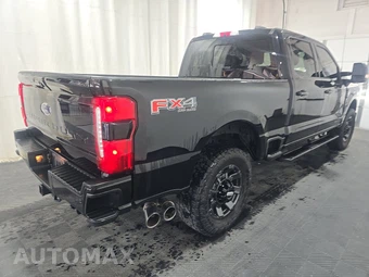 2023 Ford Super Duty F-250 Lariat Crew Cab Medium Bed - miniatura 4