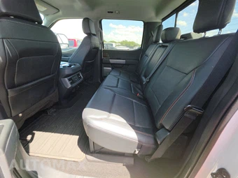 2023 Ford Super Duty F-250 Lariat Crew Cab Medium Bed - miniatura 13
