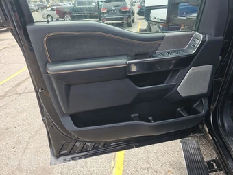 2023 Ford Super Duty F-250 Platinum Crew Cab Long Bed - miniatura 9