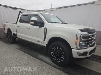 2023 Ford Super Duty F-250 Platinum Crew Cab Medium Bed - miniatura 3