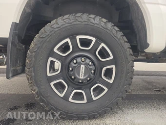 2023 Ford Super Duty F-250 Platinum Crew Cab Medium Bed - miniatura 5