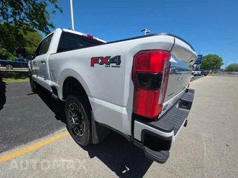 2023 Ford Super Duty F-250 Platinum Crew Cab Medium Bed - miniatura 2
