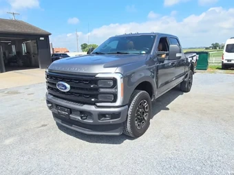 2023 Ford Super Duty F-250 Platinum Crew Cab Medium Bed
