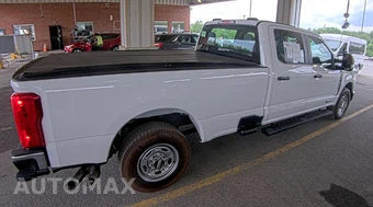 2023 Ford Super Duty F-250 XL Crew Cab Long Bed - miniatura 4