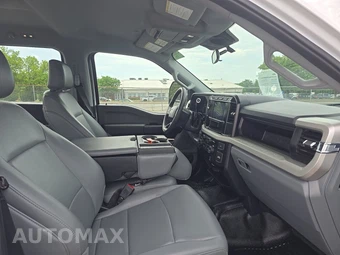 2023 Ford Super Duty F-250 XL Crew Cab Long Bed - miniatura 8