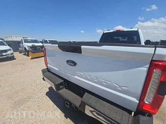 2023 Ford Super Duty F-250 XL Crew Cab Long Bed - miniatura 21