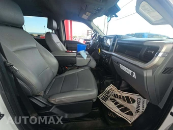 2023 Ford Super Duty F-250 XL Crew Cab Long Bed - miniatura 18