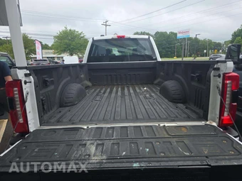 2023 Ford Super Duty F-250 XL Crew Cab Long Bed - miniatura 14