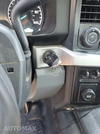 2023 Ford Super Duty F-250 XL Crew Cab Medium Bed - miniatura 5