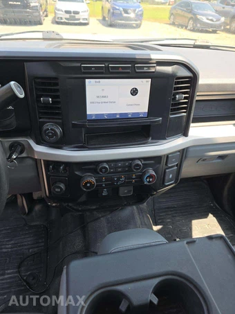 2023 Ford Super Duty F-250 XL Crew Cab Medium Bed - miniatura 7