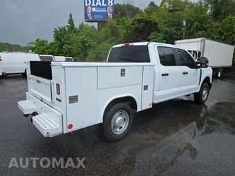2023 Ford Super Duty F-250 XL Crew Cab Medium Bed - miniatura 3