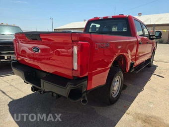 2023 Ford Super Duty F-250 XL Crew Cab Medium Bed - miniatura 3