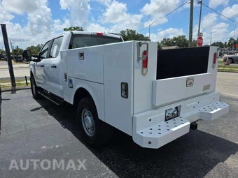 2023 Ford Super Duty F-250 XL Crew Cab Medium Bed - miniatura 2