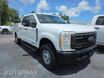 2023 Ford Super Duty F-250 XL Crew Cab Medium Bed - miniatura 4