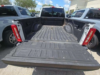 2023 Ford Super Duty F-250 XL Crew Cab Medium Bed - miniatura 14